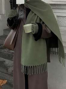 1pc Women's New Solid Color Fluffy Tassel Scarf, Warm And Comfortable Large Shawl, Simple And Versatile For Daily Wear