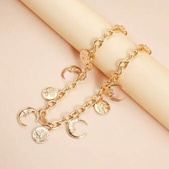 1pc Retro Portrait & Moon Pendant Necklace, Exaggerated Collarbone Chain, Casual Resort Style Alloy Necklace