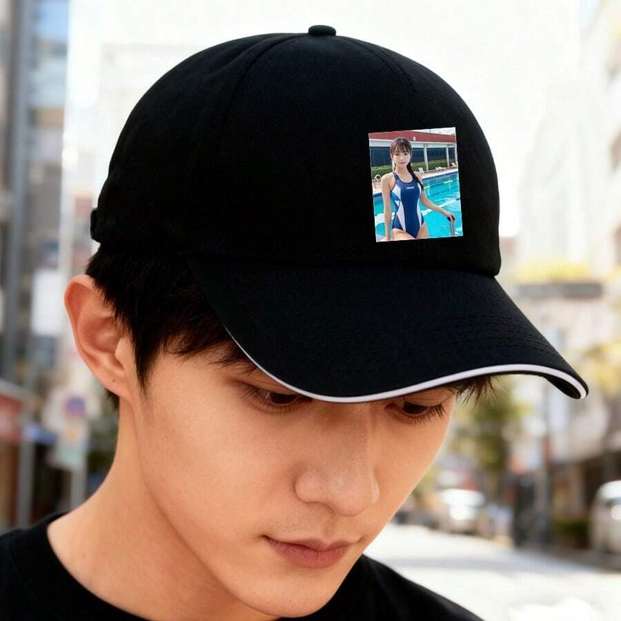 A black sports cap with prints, a beautiful girl in a swimsuit pose, summer fashion small head around visual retro low cap ball cap snapback cap Duckville cap baseball cap snapback unisex Baseball cap sports graphic print large head around fashionable breathable low cap duck cap - ブラック - チェックする 1