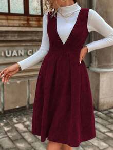 Elegante vestido de peto de terciopelo con cuello en V profundo y sin mangas, con dobladillo acampanado hasta la rodilla, perfecto para otoño e invierno, talla grande