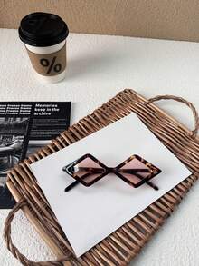 1pc Ultra-Light Children's Glasses, Comfortable For Boys & Girls, Fashionable For Photos, Parties, Cycling, Travel, Sports, Square Frame Plastic Glasses - Children's - View 7