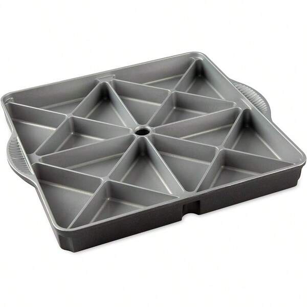 Nordic Ware Cast Aluminum MiniScone Pan 1.3 In*10.8 In*9.7 In Black