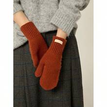All-Inclusive Mittens Made From 100% Pure Australian Wool For Women, Warm, Simple, Cute And Versatile, Suitable For Indoor And Outdoor Use. - Reddish Brown - View 3