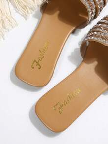 Pantoufles de fée françaises à strass pour femmes, pour la fête et la maison. Mules d'été décontractées en plein air avec strass et perles. Sandales plates intérieures à paillettes mode femme grande taille, ultra légères et antidérapantes - Nude - Voir 9