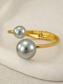 1 Pc Luxe Dome Cuff Bracelet , Faux Pearl Decor Chunky Metal Bangles Set , Hinged Design Metal Cuffs Bangles Jewelry For Daily Wear , Golden Color Metal Bracelets - Gold - View 15