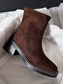 Botas de tobillo Chelsea planas de estilo retro para mujer, de temporada otoño/invierno, de tacón bajo, versátiles, con cremallera en la parte trasera, para primavera/otoño - Café integral - Ver 5