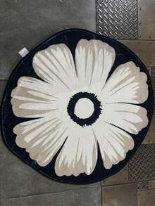 1pc Premium Round Cream Floral Rug, Asymmetrical Shape Carpet For Living Room, Bedroom, Sofa, Coffee Table, Vanity, Soft & Comfortable, Lightweight & Easy To Clean, Home Decor