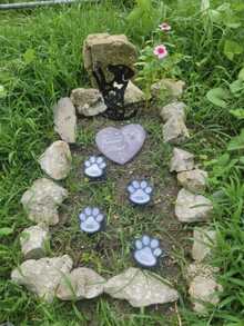 6pcs/4pcs/1pc Solar Powered Cat Paw Lights, Outdoor Solar Dog Paw Lights, Solar Paw Print Lights, IP44 Waterproof LED Garden Lights, Rechargeable Paw Print Solar Garden Lights, Lawn Decor Lights, Cat Dog Animal Garden Path Lights, Pet Paw Print Lights, Elegant Solar Outdoor Decor, Garden Lighting