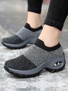 Women Two-Tone Walking Shoes,  Cushioning Casual Sports Shoes, Height-Increasing Sneakers