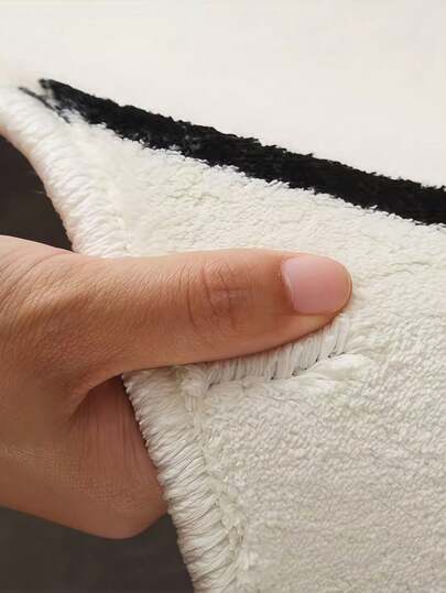 1pc Rood Lips Vloer Mat, Machine Washable Non Slip Polyester Fiber Area Rug, Schattige Biting Shaped Tapijt Home view 3