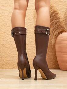 女士新款时尚棕色中筒靴，水钻搭扣尖头细高跟礼服靴，适合万圣节、圣诞节、感恩节、新年等场合以及秋冬季穿着。 - 摩卡棕 - 查看 9