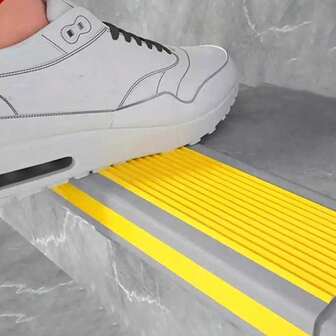 1m Rutschfeste Streifen für Treppen im Innenbereich, rutschfeste Tritthilfen für Gewerbe und Haushalt, selbstklebende extra breite rutschfeste Streifen, Boden- und Treppenkanten Rutschschutz