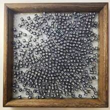 500 件 6 毫米生动亚克力字母珠套装 - 5 种颜色，方形字母图案，适合 DIY 珠宝和工艺品 - 非常适合手机饰品和创意设计 - 彩色 - 查看 28