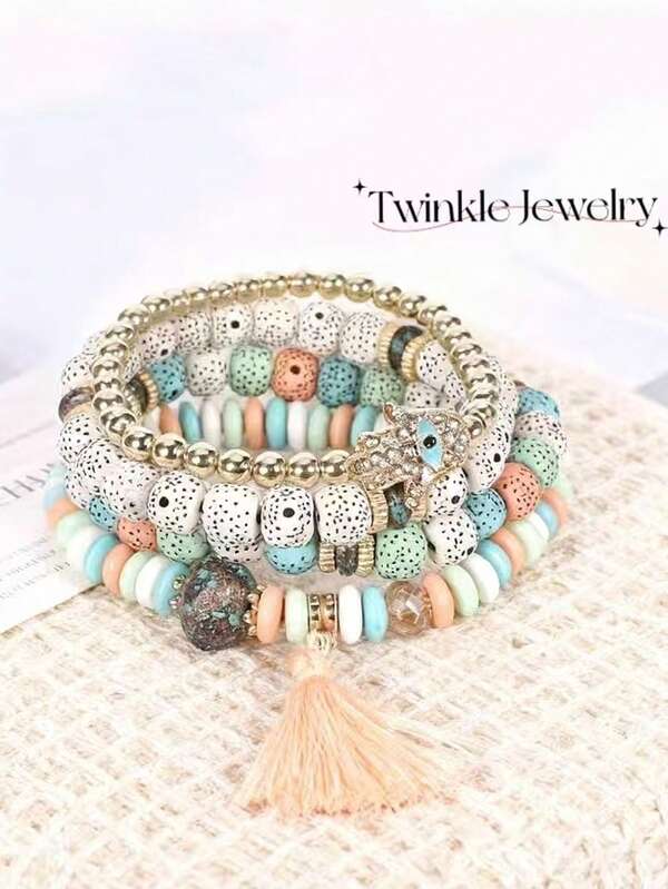 4 Stücke Set, Retro Puti Perlen Armband, mit einem Element des bösen Blicks, ist ein hochwertiges gefranstes Armband-Set zum Verschenken und für den Eigengebrauch. Glück ist auf Ihrer Seite, und Sie können es nach Belieben in Ihrem Alltag kombinieren und tragen.