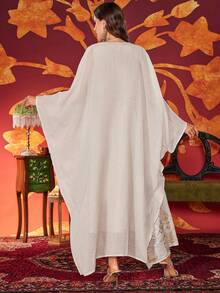 女士圆领手工串珠刺绣花瓣袖两件套阿拉伯风格连衣裙 - 米色 - 查看 2