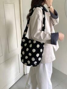 Túi mua sắm hàng ngày bằng vải nhung lông dung tích lớn, Túi đeo vai hai mặt bằng vải nhung lông cừu thời trang thu đông mới, Túi xách đeo chéo một bên vai bằng len cừu - Đen và trắng - Xem 2