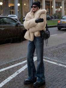 Women's Autumn/Winter Street Style Oversized Faux Fur Collar Fluffy Jacket, Lapel Dropped Shoulder Design Artificial Fur Coat, Outerwear For Commuting And Street Fashion, Warm Short Winter Coat - Khaki - View 5