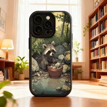 Cubierta de telefono con diseño de mapache en bosque color negro con estampado de mapache sentado junto a un recipiente lleno de piedras en un entorno natural ideal para amantes de la naturaleza y animales salvajes uso diario y protección para teléfonos inteligentes Aplicable a teléfonos Apple y Galaxy. - Burdeos - Ver 1