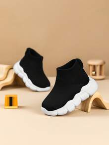 1双男童EVA软底袜鞋，幼儿休闲舒适防滑透气一脚蹬运动鞋，适合所有季节 - 黑與白 - 查看 1