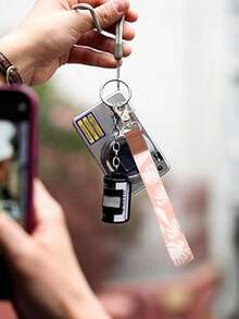 1pc Leather & Polyester Wrist Strap Keychain, Unisex Wristlet Lanyard, Vibrant Colors, Versatile, Can Hang Keys, Cards, Wallet, Phone, Camera, Soft & Comfortable Feel, Non-Tangling, Lightweight & Portable, Short Lanyard In Multiple Colors, Suitable For Party, Dining, Travel, Commute, Holidays, New Year Gift - Multicolor - View 3