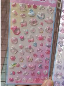 1张卡通动物防水透明装饰贴纸，可用于装饰文具、笔记本等。