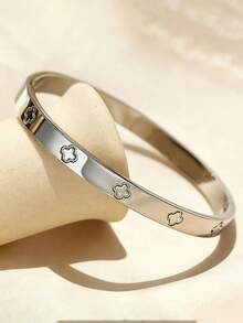 18K镀金不锈钢幸运花手链，情人节送给她的贴心礼物