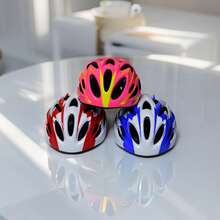 1 件轻便耐用的儿童自行车头盔，具有良好的通风系统，可调节头带，佩戴舒适，可拆卸衬里，多种颜色可选，适合儿童骑自行车、滑板和滑板车，非常适合节日和返校礼物