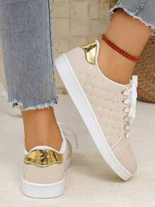 Zapatos planos elegantes de mujer con puntera redonda, hebilla dorada y cordones, con patrón de rombos. Zapatos deportivos casuales cómodos para todas las estaciones