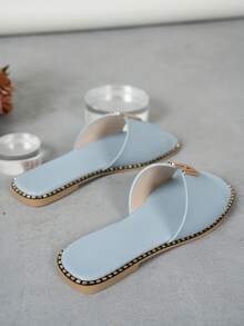 Sandals bệt màu đen: Quai PU mềm mại và thoải mái, mũi vuông, thiết kế xỏ chân, chống trượt, phù hợp cho mùa hè, đi biển, đi du lịch. Dép lê khóa nhựa phong cách retro: Phong cách "Nữ thần" cổ điển, khóa nhựa trang trí, thoải mái mặc ở nhà. - Màu xanh nhạt - Xem 4