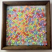 500 件 6 毫米生动亚克力字母珠套装 - 5 种颜色，方形字母图案，适合 DIY 珠宝和工艺品 - 非常适合手机饰品和创意设计 - 彩色 - 查看 14