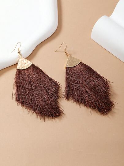 1 Pair Bohemian Style Vacation Versatile Khaki, Green, White, Orange Long Tassel Handmade Triangle Minimalist Fashion Oversized Alloy Earrings For Women, Suitable For Daily Wear