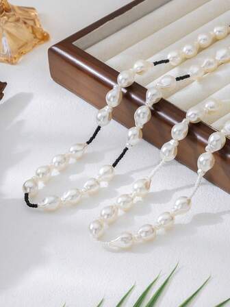 1pc Fashionable Vintage Classic Elegant Beaded Faux Pearl Decor Necklace, Suitable For Women's Party, Date Wear, Gift For Girlfriend