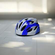 1 件轻便耐用的儿童自行车头盔，具有良好的通风系统，可调节头带，佩戴舒适，可拆卸衬里，多种颜色可选，适合儿童骑自行车、滑板和滑板车，非常适合节日和返校礼物