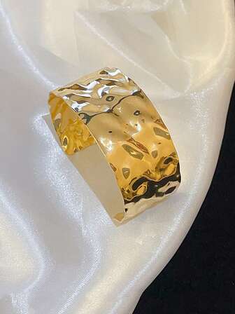 1pc Luxury Wide Textured Minimalist Bracelet