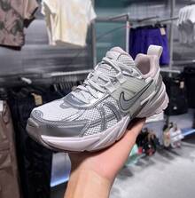 Nike Women's V2K Run Runtekk Low-Top Sports And Casual Shoes - White/Silver - View 10