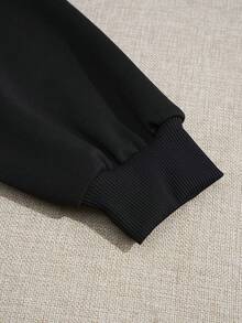 Sudadera con Capucha Inspirada en Ghostface de la Película Scream para Mujer - con Letras y Estampado Rosa, Cómodo Pullover Casual con Cordón Ajustable e Bolsillo Delantero, Confort Todo-Temporadas, Ropa Pop Culture para Fans, 2025 Moda  Sudadra Feminina Diseño Ghostface, Lavable a Máquina, Caída RelajadaSudadera con capucha de moda para mujer - Negro - Ver 5