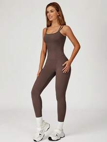 MASKERT 女士高弹瑜伽连体裤，吊带健身连体裤，舒适亲肤，适合居家、通勤和休闲穿着 - 咖啡棕 - 查看 6