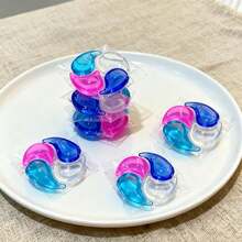 [4-في-1 كريات مُنظف الغسيل من Liu Xiang] تصميم جمالي بشكل قطرات المياه | تنظيف ب- 4 ألوان من الجوهر + حماية اللون + تنعيم + عطر طويل الأمد | عطر فاخر طويل الأمد، ناعم وفاتن | ذوبان وإطلاق مرئي، ضروري للمظهر المنسدل | #حبيبات_العطر #جماليات_المنزل - متعدد الألوان - مشاهدة 3