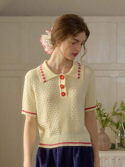 Simple Retro 女士春夏撞色3D花卉图案Polo领修身短袖上衣，优雅米色