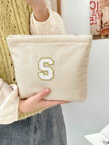 Nécessaire de viagem em veludo cotelê creme com letras bordadas - Estojo de maquiagem de grande capacidade em veludo cotelê com iniciais bordadas de A a Z, organizador de artigos de higiene pessoal com zíper, porta-pincéis de maquiagem, estojo portátil para lápis e artigos de papelaria, textura macia e acolchoada em veludo cotelê, nécessaire leve para mulheres, adolescentes e estudantes, essencial para a volta às aulas. - Bege - Ver 9