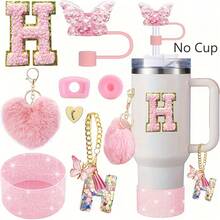 8 Stück Zubehör für 40oz & 30oz Becher, inklusive Strohhalm-Deckel, auslaufsicherer Silikonverschluss, Silikonmanschette, Buchstabenanhänger-Kette, Aufkleber, Herz-Haken, Herz-Pompon-Haarball-Anhänger, für Camping, ideales Valentinstags-Geschenk, Muttertags-Geschenk (ohne Becher)