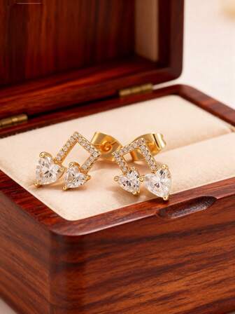 1 Pair Minimalist Elegant Geometric Cubic Zirconia Heart Stud Earrings, Suitable For Women's Daily, Date, Party, Wedding, New Year, Valentine's Day, Mother's Day Jewelry Gift