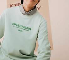 Skechers Sudadera de cuello redondo con diseño degradado, top deportivo unisex