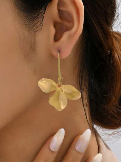1 Pair Fashionable Metal Flower Dangle Earrings, Casual Vacation Accessory Suitable For Women, Holiday Wear