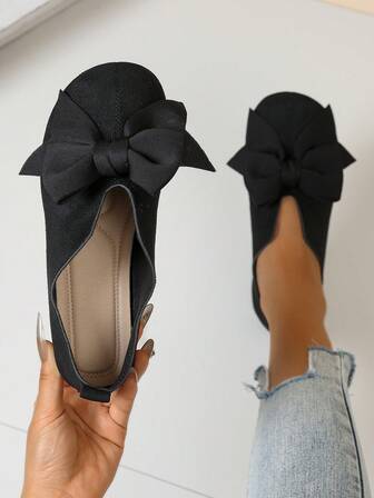 蝴蝶结装饰老北京布鞋，妈妈鞋，新款女士真金属扣平底鞋，黑色工作鞋，软底舒适办公购物鞋