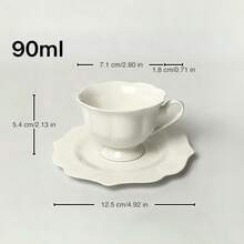一套（1个杯子+1个碟子）简约白色扇形陶瓷杯碟套装。简约的咖啡杯和茶杯，配有配套碟子。美式、意式和欧式浓缩咖啡杯。容量分别为90毫升和200毫升。非常适合下午茶聚会和日常休闲时光。适用于家庭、咖啡馆、餐厅、厨房、甜品店以及斋月期间。也是馈赠亲朋好友的贴心之选。 - 彩色 - 查看 5