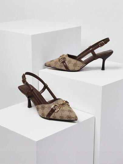 Chaussures à talons hauts à bout pointu pour femmes avec boucle, broderie florale vintage et bride à la cheville