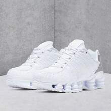 Unisex Reflective Black And White Casual Sneakers With 12 Springs, Sizes 17 To 43. - 白色的 - 查看 2