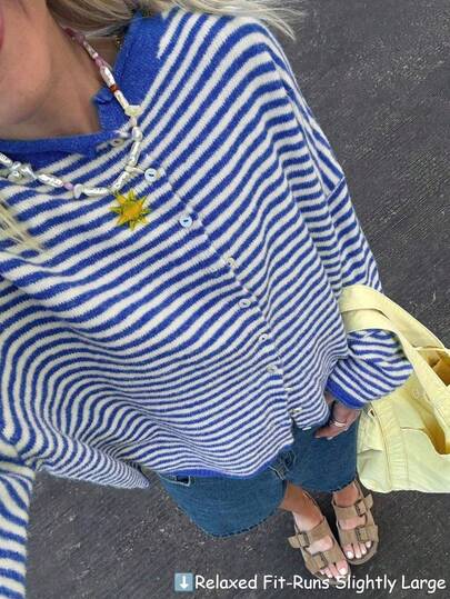 Vivid Style 秋冬新款女装时尚街头宽松条纹针织开衫毛衣外套，街头服饰，机场穿搭，圣诞节，圣诞毛衣，新年，新年穿搭，新年服饰，新年服装