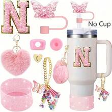 8 Stück Zubehör für 40oz & 30oz Becher, inklusive Strohhalm-Deckel, auslaufsicherer Silikonverschluss, Silikonmanschette, Buchstabenanhänger-Kette, Aufkleber, Herz-Haken, Herz-Pompon-Haarball-Anhänger, für Camping, ideales Valentinstags-Geschenk, Muttertags-Geschenk (ohne Becher)